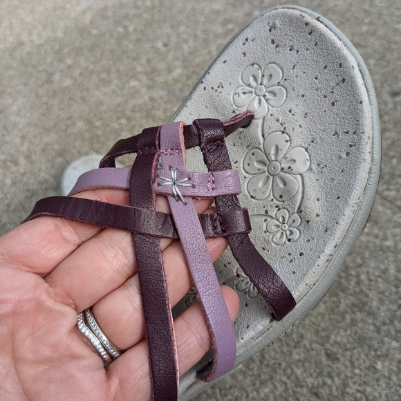 Hi-Tec Purple Leather Strappy Sandals Size 7 - Picture 2 of 4
